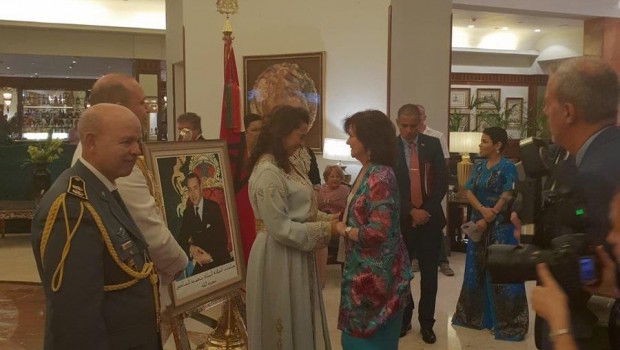 ep la embajadoramarruecosespana karima benyaich saludacarmen calvo