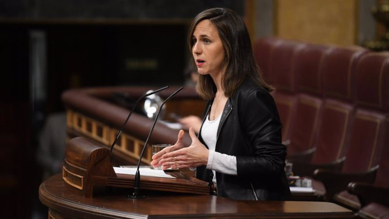 ep la portavoz de podemos en el congreso ione belarra interviene durante una sesion plenaria en el ep la portavoz de podemos en el congreso ione belarra interviene durante una sesion plenaria en el