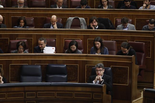 El ministro de Energía, Álvaro Nadal, en la sesión de control al Gobierno | EUROPA PRESS ep ministroenergia alvaro nadal ensesioncontrolgobierno