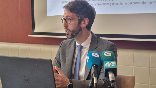 ep roberto alonso durante el desayuno informativo de anfaco