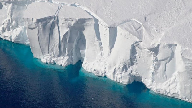 ep the getz ice shelf helps keep the west antarctic ice sheet stable