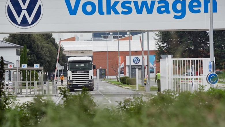 Economia Motor Volkswagen Navarra Propone Un Calendario Para 2021 Con 209 Dias De Trabajo Como Jornada De Referencia Bolsamania Com calendario volkswagen navarra 2021