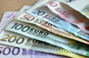 billetes euros dinero bc