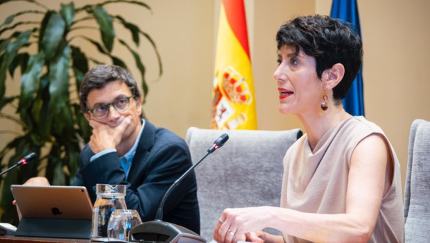 ep archivo   de izda a derecha el secretario de estado de seguridad social y pensiones borja suarez