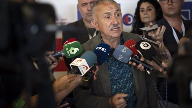 ep archivo   el secretario general de ugt pepe alvarez ofrece declaraciones a los medios en la