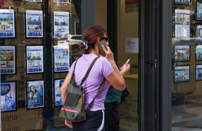 ep archivo   escaparate de una inmobiliaria 20241120132504
