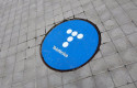 ep archivo   senal en el suelo en las inmediaciones de la sede de telefonica a 27 de abril de 2021