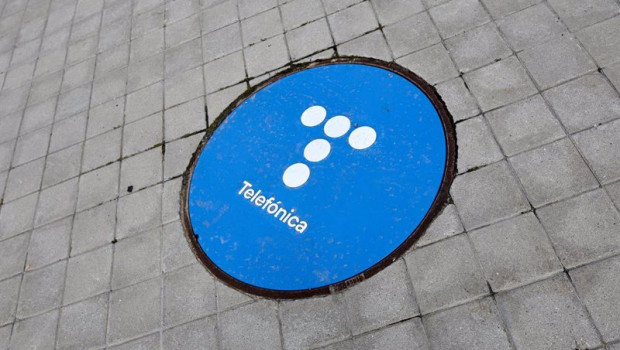 ep archivo senal en el suelo en las inmediaciones de la sede de telefonica a 27 de abril de 2021 ep archivo senal en el suelo en las inmediaciones de la sede de telefonica a 27 de abril de 2021