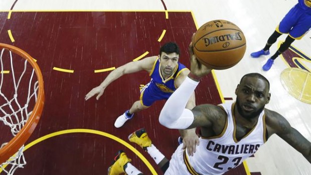 ep cleveland cavaliers lebron james golden state warriors zaza pachulia