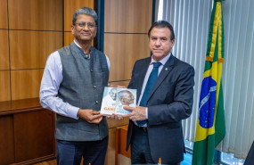 ep el ministro de trabajo y empleo de brasil luiz marinho y el embajador de la india en brasil