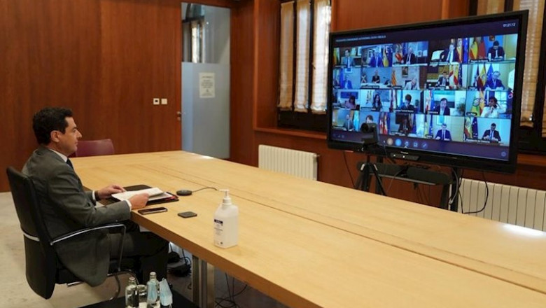 ep el presidente de andalucia juan manuel moreno bonilla asiste a la videoconferencia con el