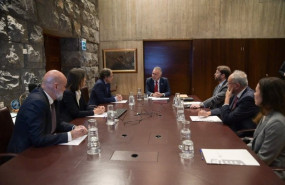 ep el presidente de canarias angel victor torres se reune con el director general de pmi para espana ep el presidente de canarias angel victor torres se reune con el director general de pmi para espana