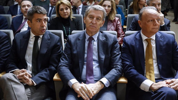 ep el presidente del partido popular alberto nunez feijoo el president de la comunidad valenciana