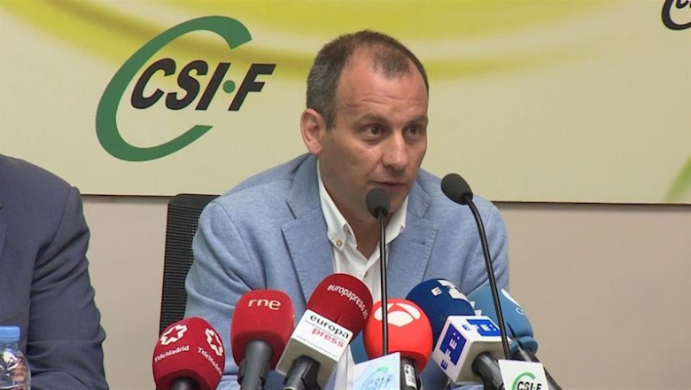 ep el responsable de educacion de csif a nivel nacional mario gutierrez en rueda de prensa