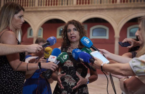 ep la ministra de hacienda maria jesus montero atiende a los medios de comunicacion antes de