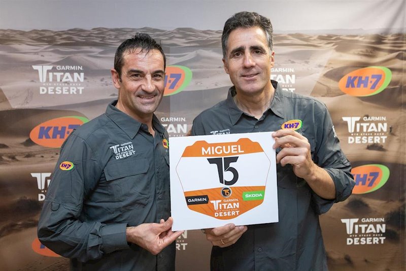 ep los exciclistas melcior mauri y miguel indurain que estaran en la titan desert 2020