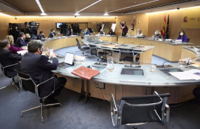 ep mesa derecha de izq dcha la vicepresidenta segunda del gobierno y ministra de trabajo yolanda