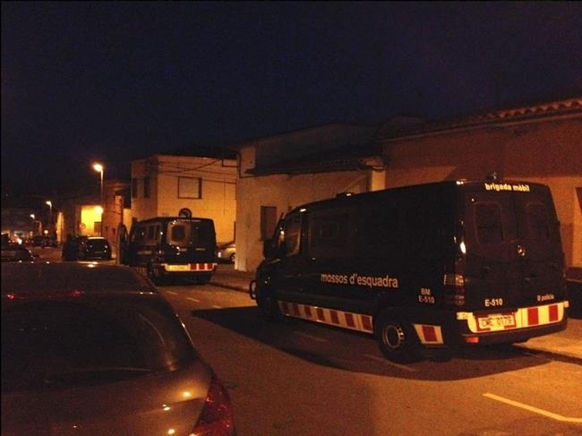Vehículo de los Mossos en Roda de Ter | MOSSOS ep vehiculolos mossosrodater
