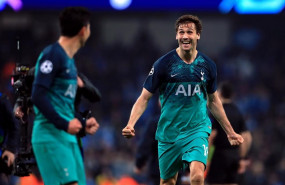 ep 17 april 2019 england manchester tottenham hotspurs fernando llorente celebrates his teams