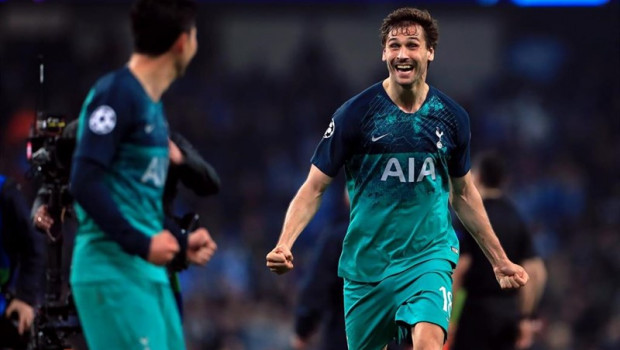 ep 17 april 2019 england manchester tottenham hotspurs fernando llorente celebrates his teams