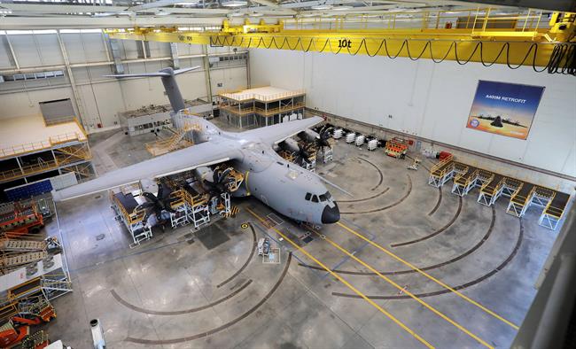 Airbus inaugura la primera estación de retrofit A400M de la planta de San Pablo | AIRBUS ep airbus inauguraprimera estacionretrofit a400mla plantasan pablo