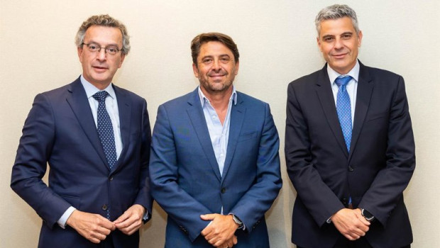 ep archivo   el director de caixabank hotels tourism david rico el presidente de cehat jorge