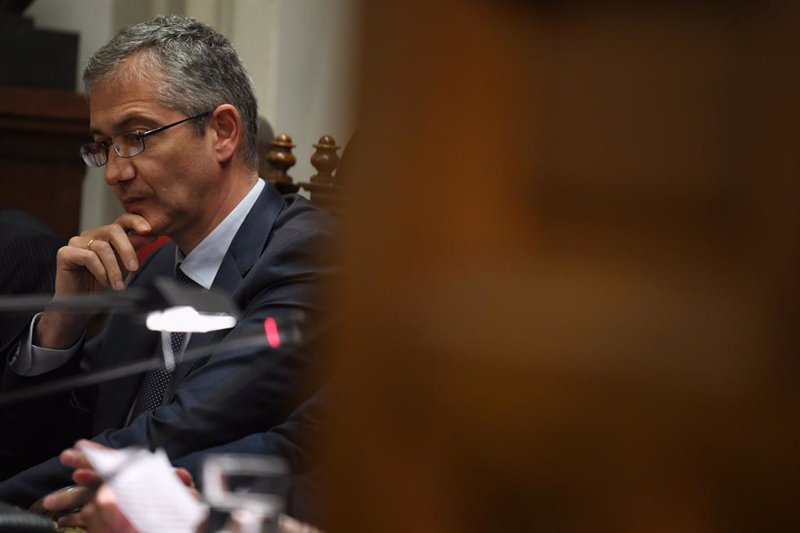 De Cos (BdE) cree que la Autoridad del Cliente Financiero puede elevar los conflictos