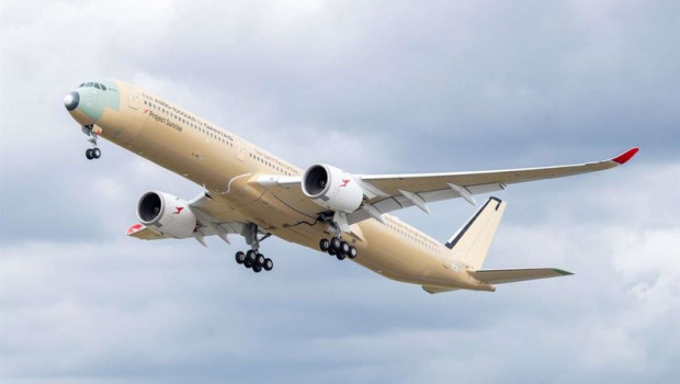 ep archivo   primer vuelo del qantas a350 1000ulr