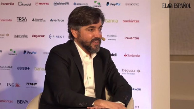 ep el consejero delegado de ing para espana y portugal ignacio julia en el i simposio del