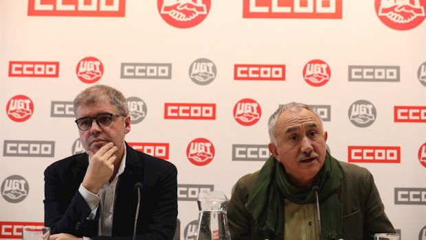 ep el secretario general de ccoo unai sordo i y el de ugt pepe alvarez d durante su intervencion en