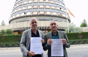 ep el secretario general de ccoo unai sordo i y el de ugt pepe alvarez d posan con la solicitud para ep el secretario general de ccoo unai sordo i y el de ugt pepe alvarez d posan con la solicitud para