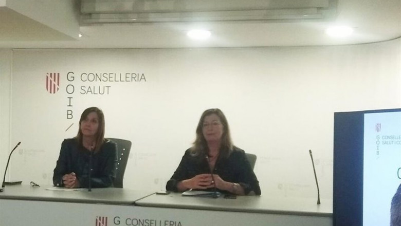 ep la directora general de salud publica maria antnia font y la consellera de salud patricia gomez