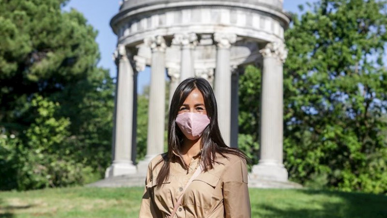La vicealcaldesa de Madrid, Begoña Villacís, visita el parque de El Capricho con motivo de su reapertura, en Madrid (España) a 30 de mayo de 2020. | Ricardo Rubio - Europa Press ep la vicealcaldesa de madrid begona villacis visita el parque de el capricho con motivo de su