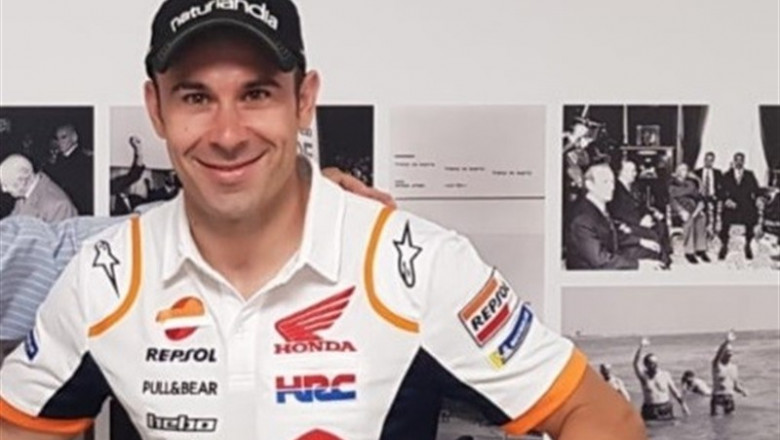 El piloto de trial Toni Bou en la redacción de Europa Press | EUROPA PRESS ep pilototrial toni boula redaccioneuropa press