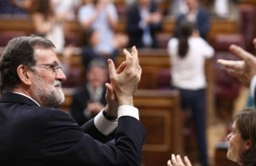 ep rajoy aplaudepablo iglesiasfondola votacionla mocion
