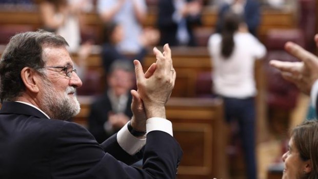 ep rajoy aplaudepablo iglesiasfondola votacionla mocion