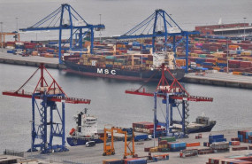 ep terminal de contenedores en el puerto de bilbao