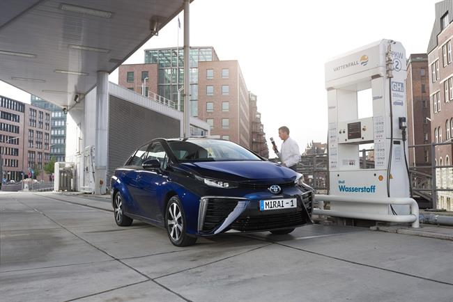 Toyota firma un acuerdo con 10 empresas más para construir nuevas estaciones de | TOYOTA ep toyota firmaacuerdo10 empresaspara construir nuevas estaciones de