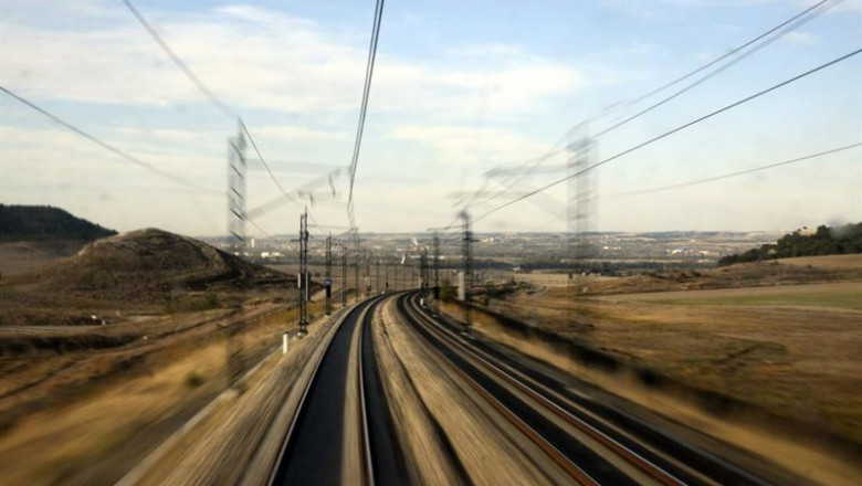 ep tramo de la linea de tren entre valladolid y burgos