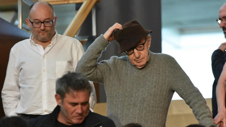 Woody Allen comparece con motivo del inicio del rodaje de su nueva película en San Sebastián, con el título provisional 'WASP2019'. | Unanue - Europa Press ep woody allen comparecemotivoiniciorodajesu nueva peliculasan sebastian contitulo provisional wasp2019