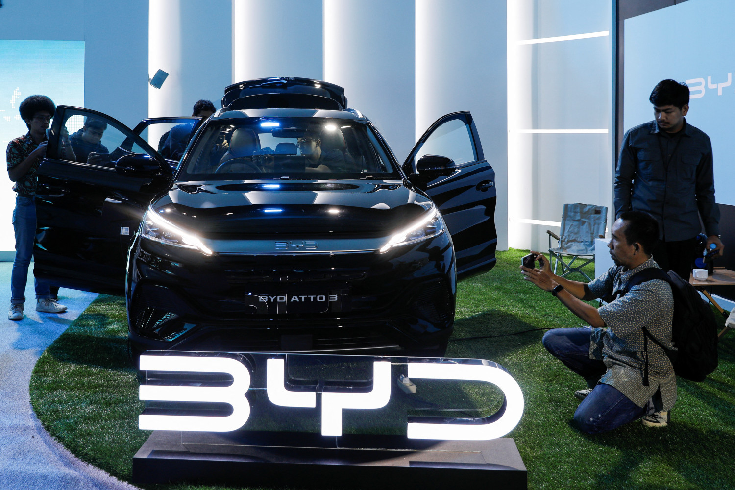 une voiture de byd lors de son lancement 