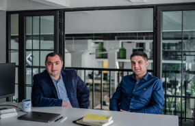 easydmarc founders gerasim hovhannisyan avag arakelyan 1 min 1 easydmarc founders gerasim hovhannisyan avag arakelyan 1 min 1