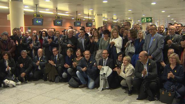 Alcaldes viajan a Bruselas para apoyar al Govern cesado | EUROPAPRESS ep alcaldes viajanbruselasapoyargovern cesado