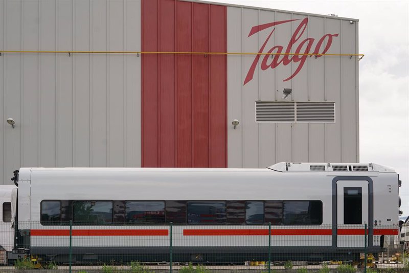 Talgo vuelve a subir: el fondo PFR no ha tomado una decisión sobre lanzar una OPA