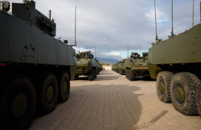 ep archivo imagen de los primeros vehiculos 8x8 dragon del ejercito de tierra a 16 de enero de ep archivo imagen de los primeros vehiculos 8x8 dragon del ejercito de tierra a 16 de enero de