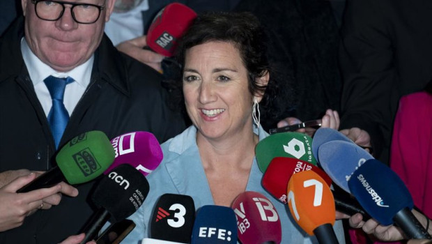 ep archivo   la consejera de hacienda de extremadura alicia romero atiende a los medios tras el