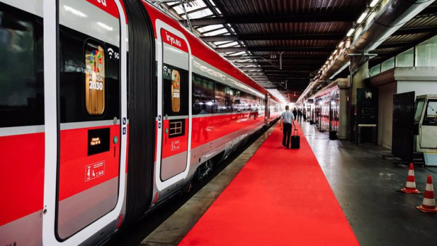 ep archivo   tren de la operadora ferroviaria iryo en las vias durante la presentacion de la
