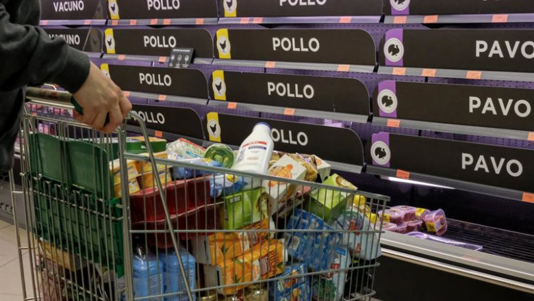 ep archivo   un cliente realiza la compra en un supermercado 20250630091405