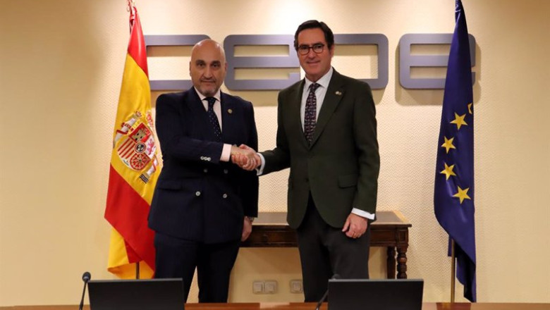 ep el presidente de ceoe antonio garamendi y el presidente del consejo general de colegios de ep el presidente de ceoe antonio garamendi y el presidente del consejo general de colegios de