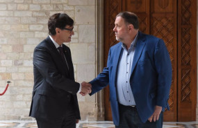ep el presidente de la generalitat salvador illa y el presidente de erc oriol junqueras en el palau